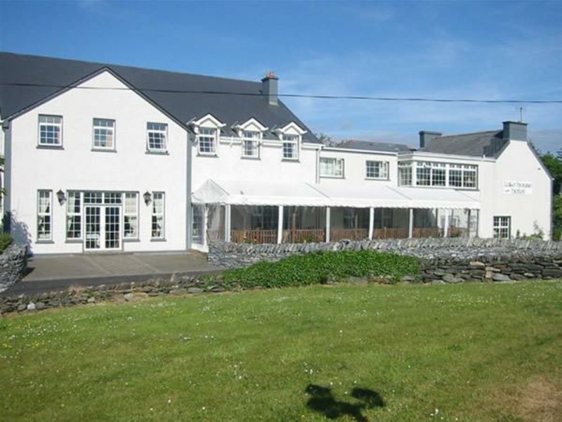 Lake House Hotel €45