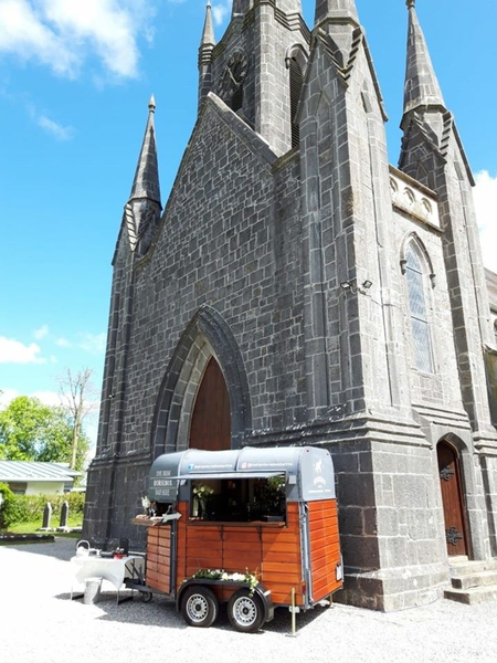 The Irish Horsebox Bar Hire €450