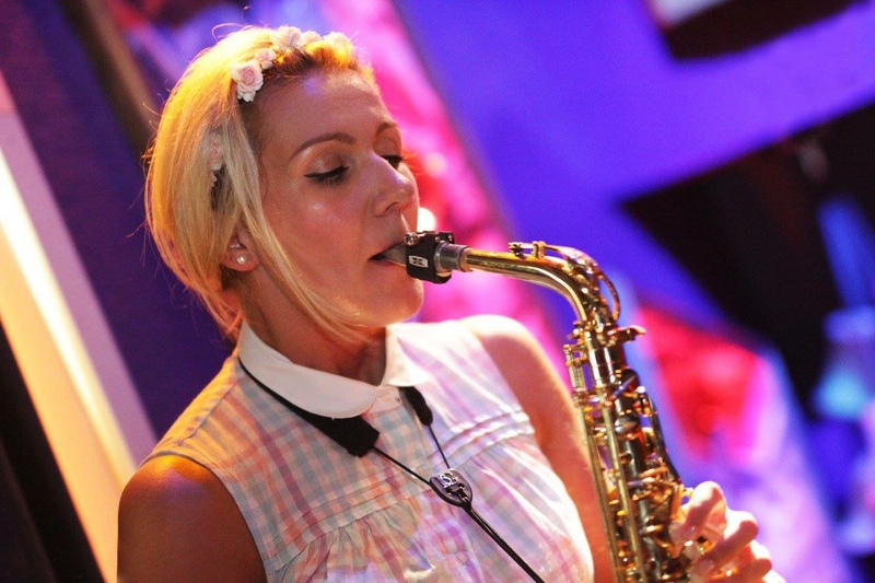 Natalia: Saxophone €400