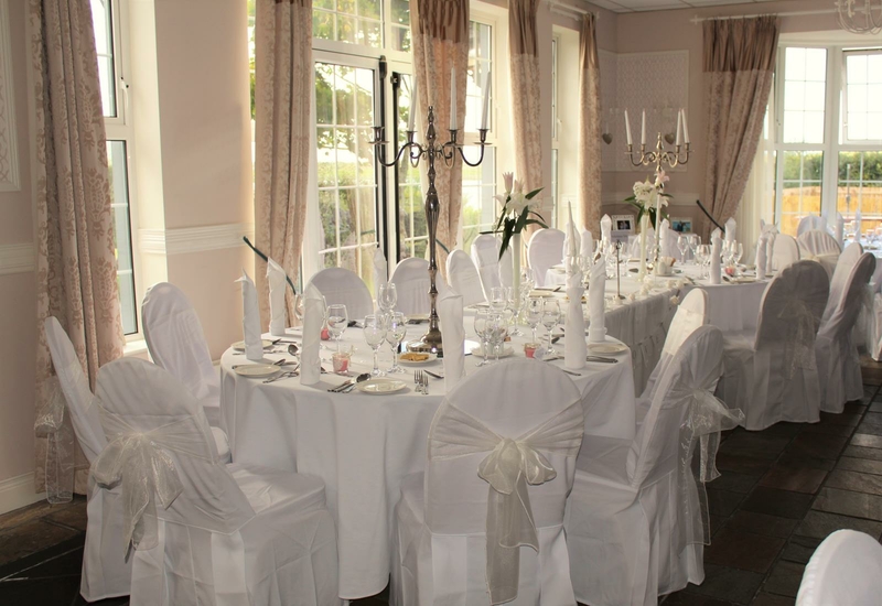 Lake House Hotel €45