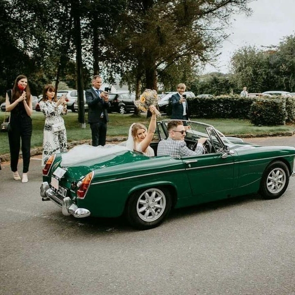 Vintage Car Hire At Pristine Classics €365