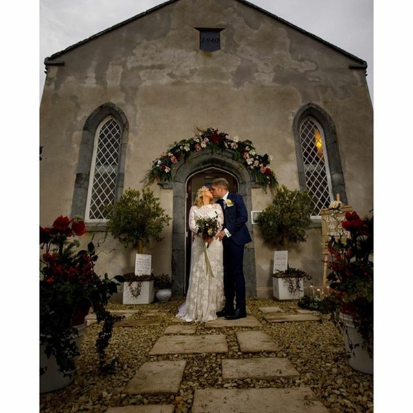 Woodside Chapel €10