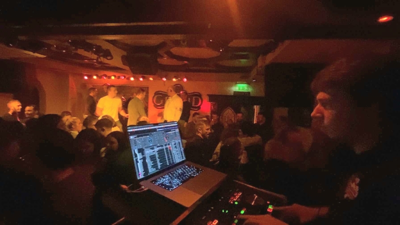 ExpressDJs - Wedding DJ in Kerry, Cork & Munster €400