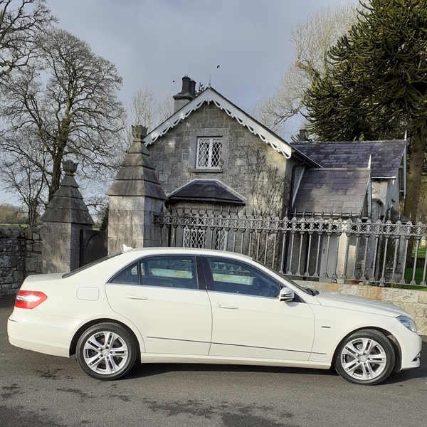 Classic Wedding Car and Limousine Hire Ltd €350