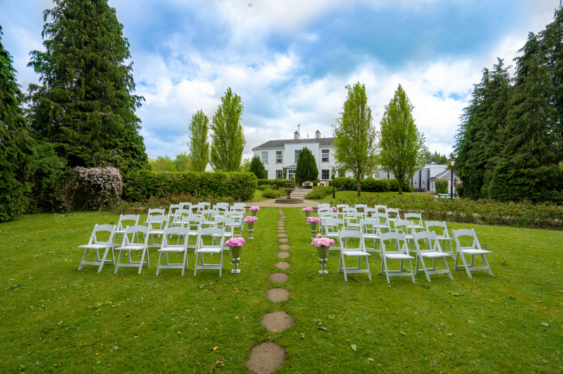Castle Oaks House Hotel €49
