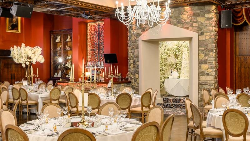 Cabra Castle €88