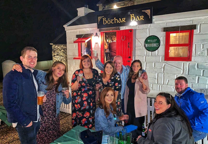 Bóthar Bar - Traditional Irish Pub on Wheels! €595