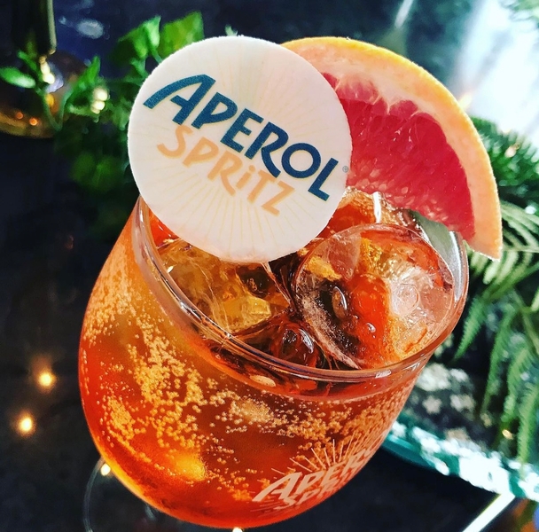 Cocktail Toppers €99