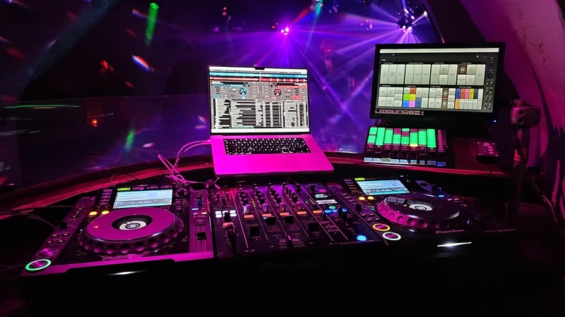 ExpressDJs - Wedding DJ in Kerry, Cork & Munster €400