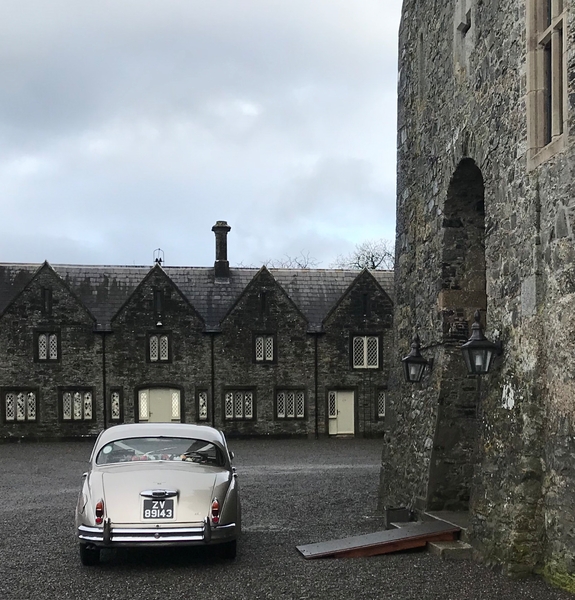 Classic Wedding Car and Limousine Hire Ltd €350