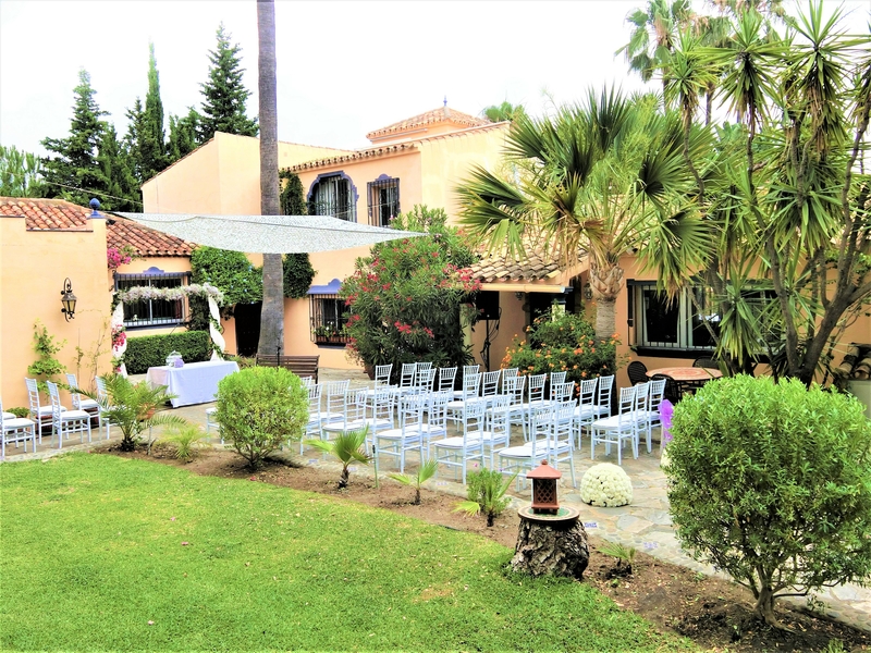 Finca Tierra Sana Wedding Venue €7,500