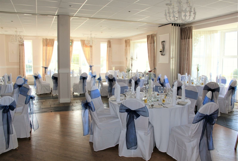 Lake House Hotel €45