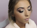 Carly Pro Makeup Artist €240